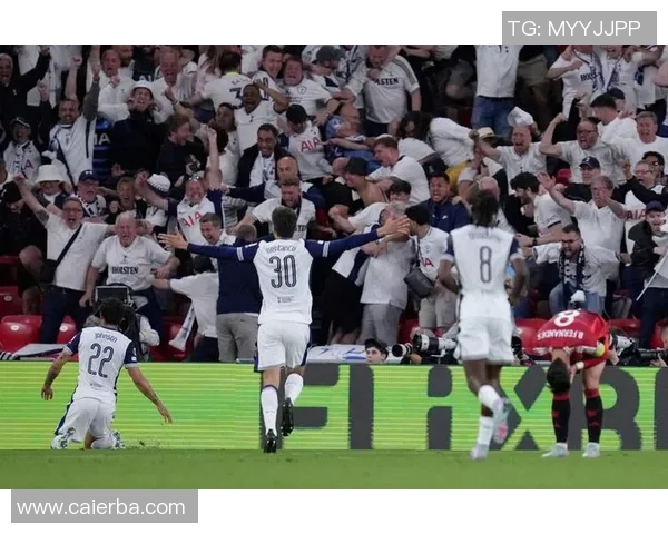 利物浦憾负热刺,欧联杯决赛战绩止步亚军